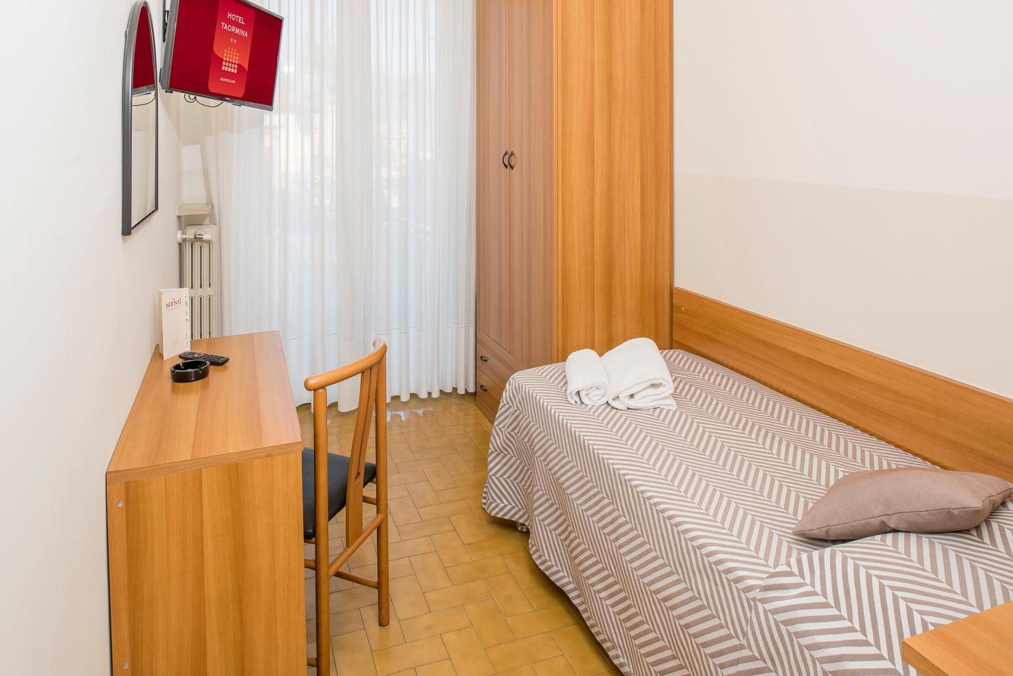 Hotel Taormina Bardolino Habitación foto