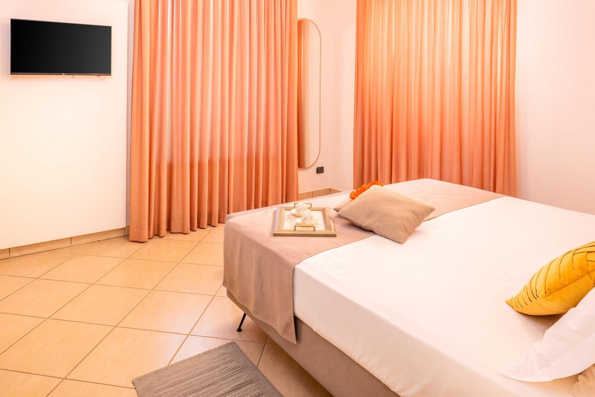 Hotel Taormina Bardolino Exterior foto